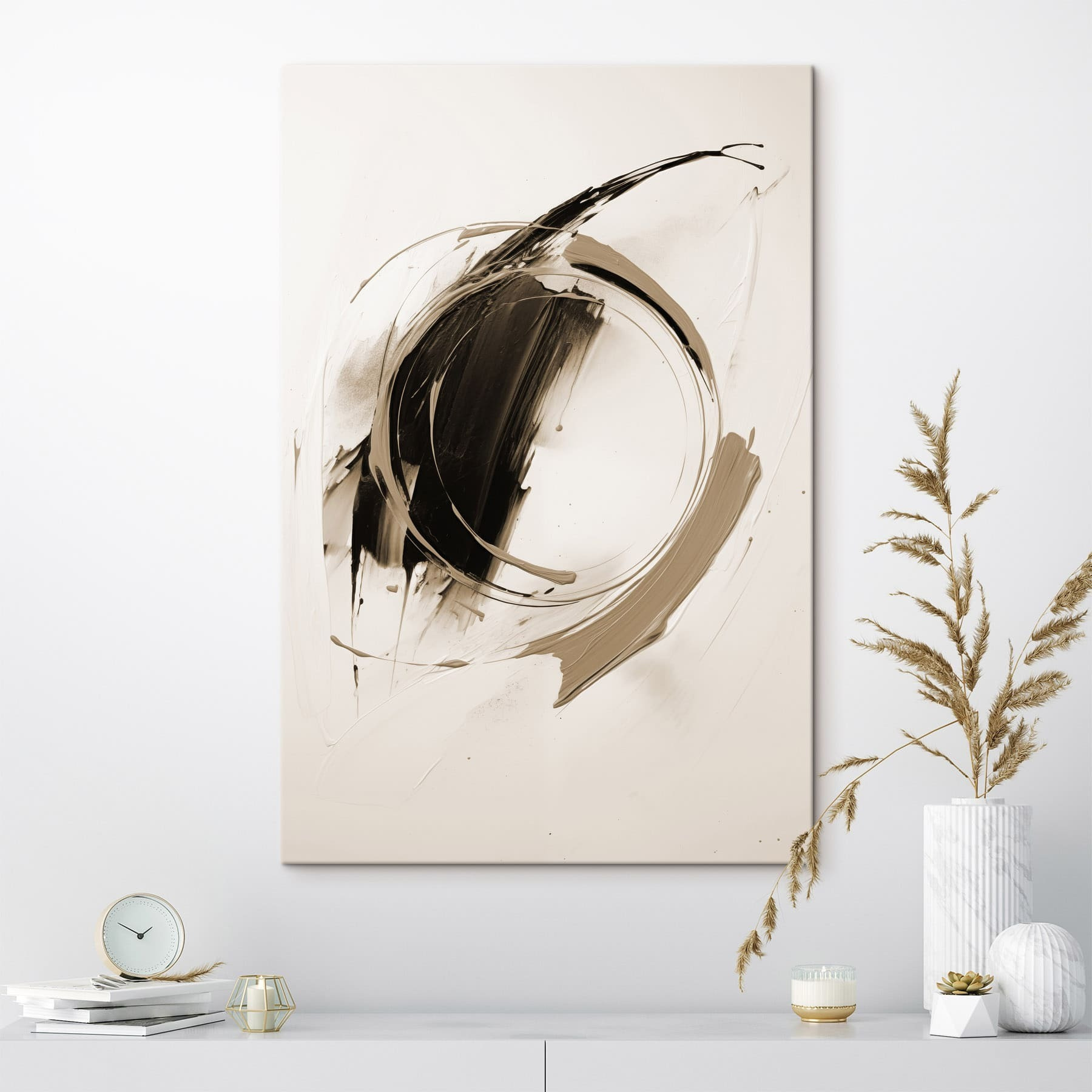 Black and white circle with a circle in the middle
